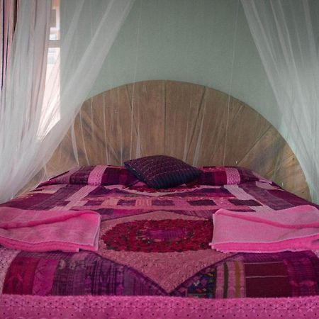 Hotel Y Restaurante La Casa Rosa Santa Cruz La Laguna Dış mekan fotoğraf