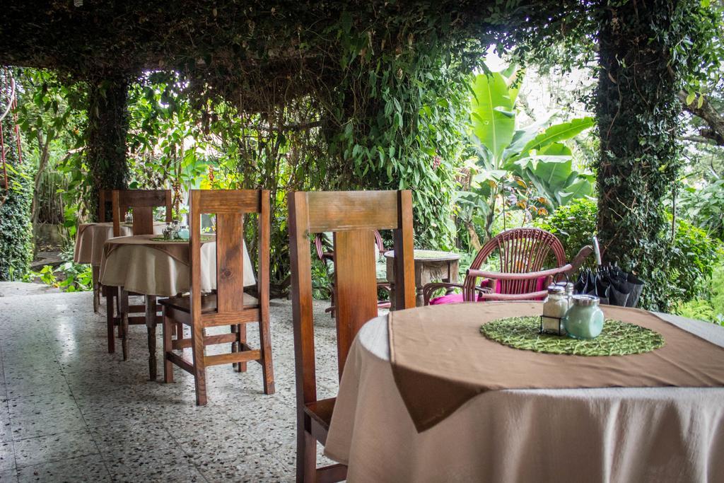 Hotel Y Restaurante La Casa Rosa Santa Cruz La Laguna Dış mekan fotoğraf