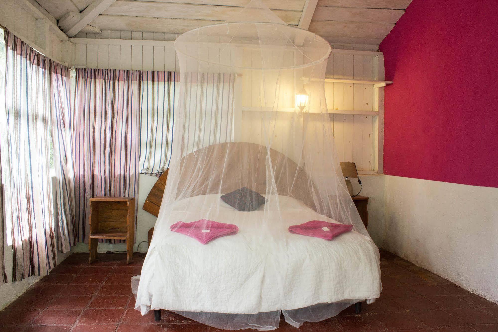 Hotel Y Restaurante La Casa Rosa Santa Cruz La Laguna Dış mekan fotoğraf